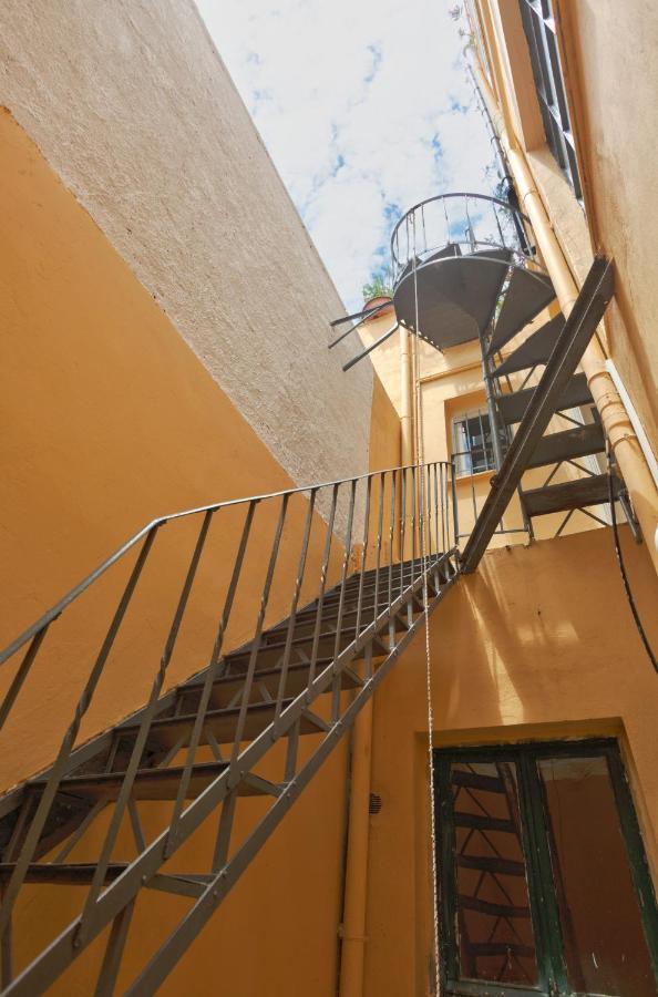 Central 2-Bedroom Apartment With Rooftop Access! Ep9G Atene Esterno foto